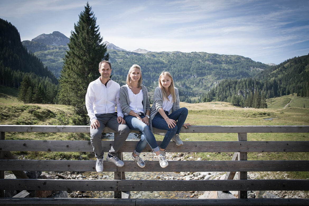Familie Schilchegger - Ihre Gastgeber in den Sunshine Appartements in Obertauern